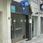 Residencia La Paz 2*