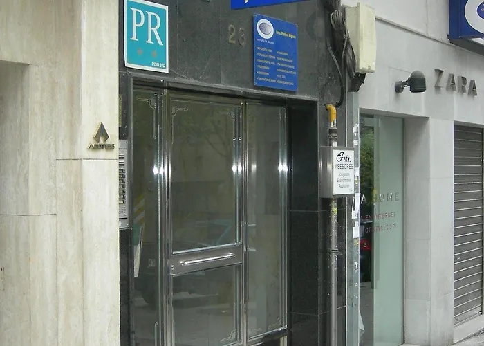 Residencia La Paz 2*